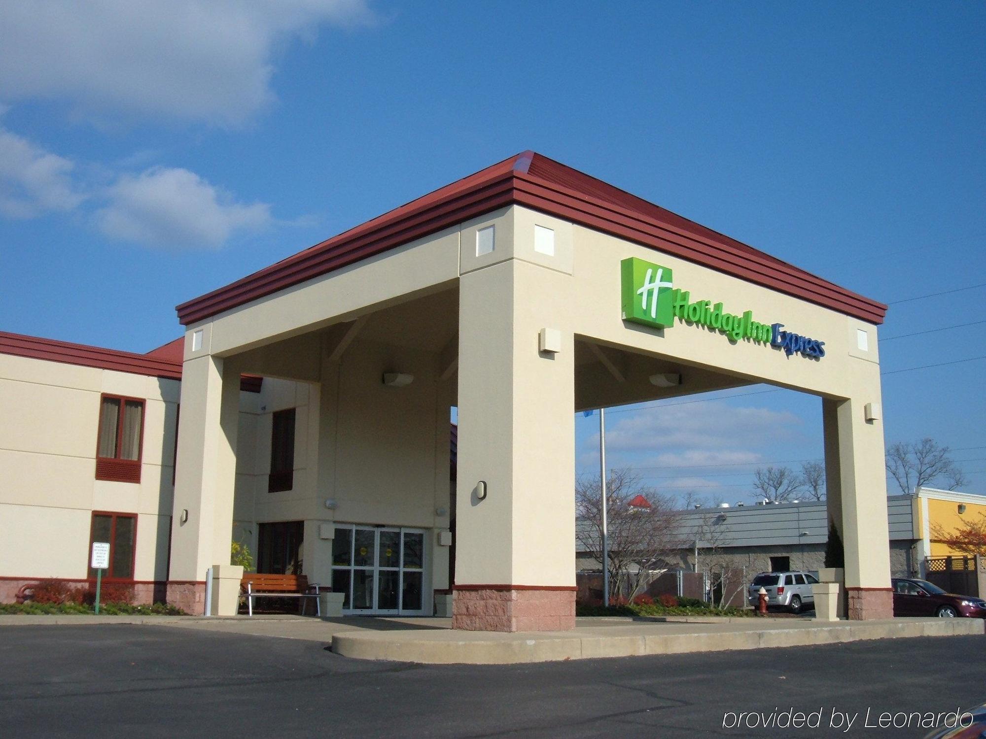 Clarion Inn Cranberry Township Extérieur photo